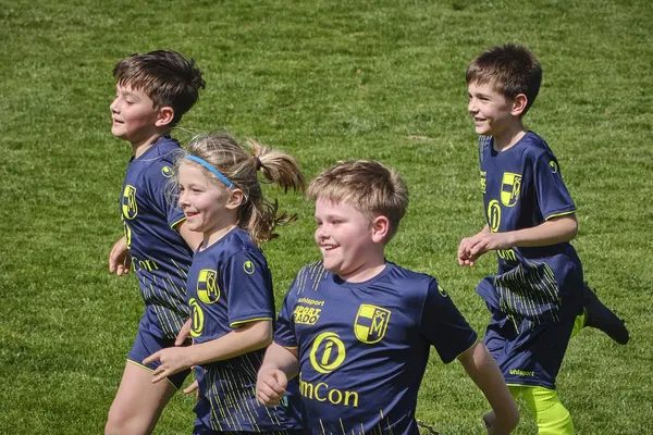 Die U10A feiert den hohen Sieg gegen Purkersdorf