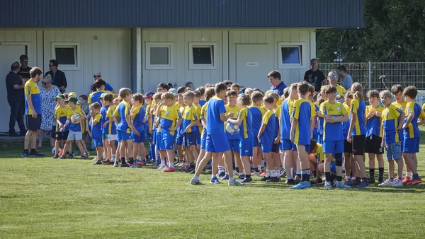 Einige Teams beim Sommerfest 2025